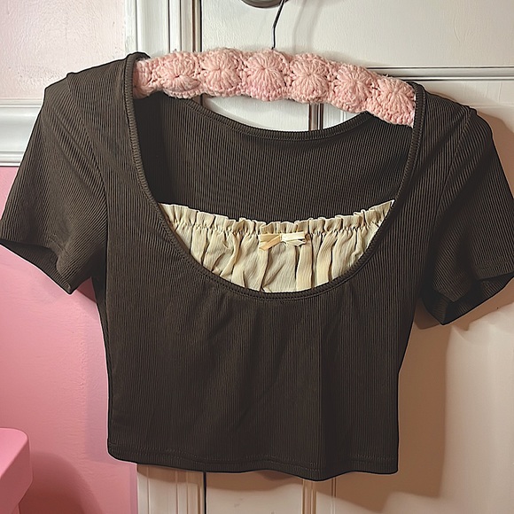 Tops - ! Coquette brown crop top ☕️ !